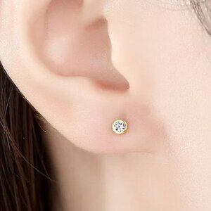 Dainty Gold Bezel Zircon Stud Earrings. 925 Sterling Silver. #1010
